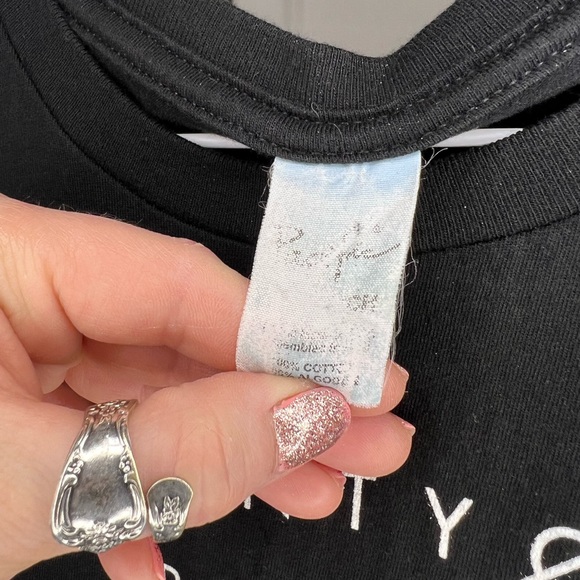 Twenty One Pilots Blurryface T-Shirt - Picture 5 of 5